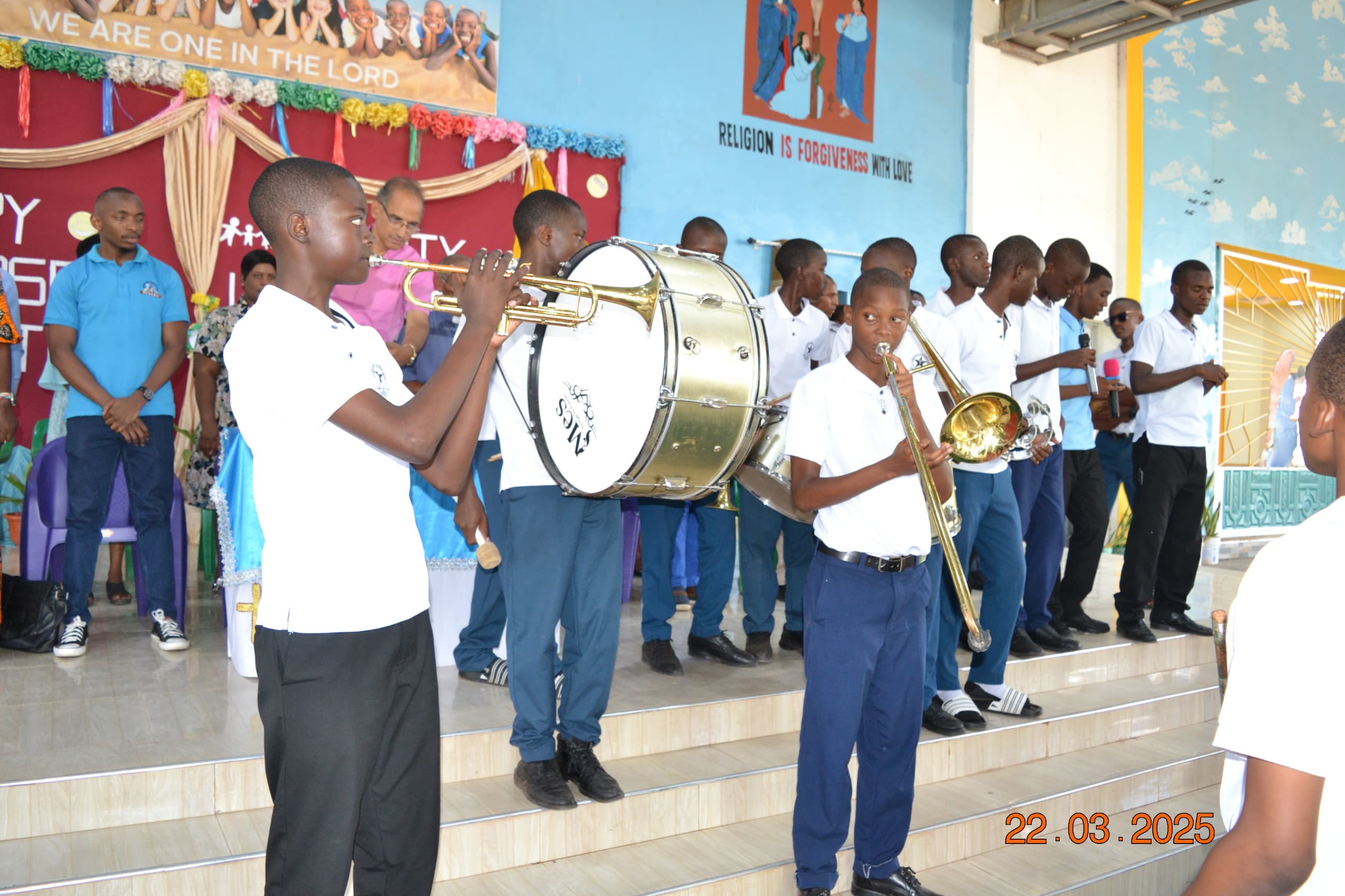 Parents’ Visiting Day: Strengthening School-Community Bonds